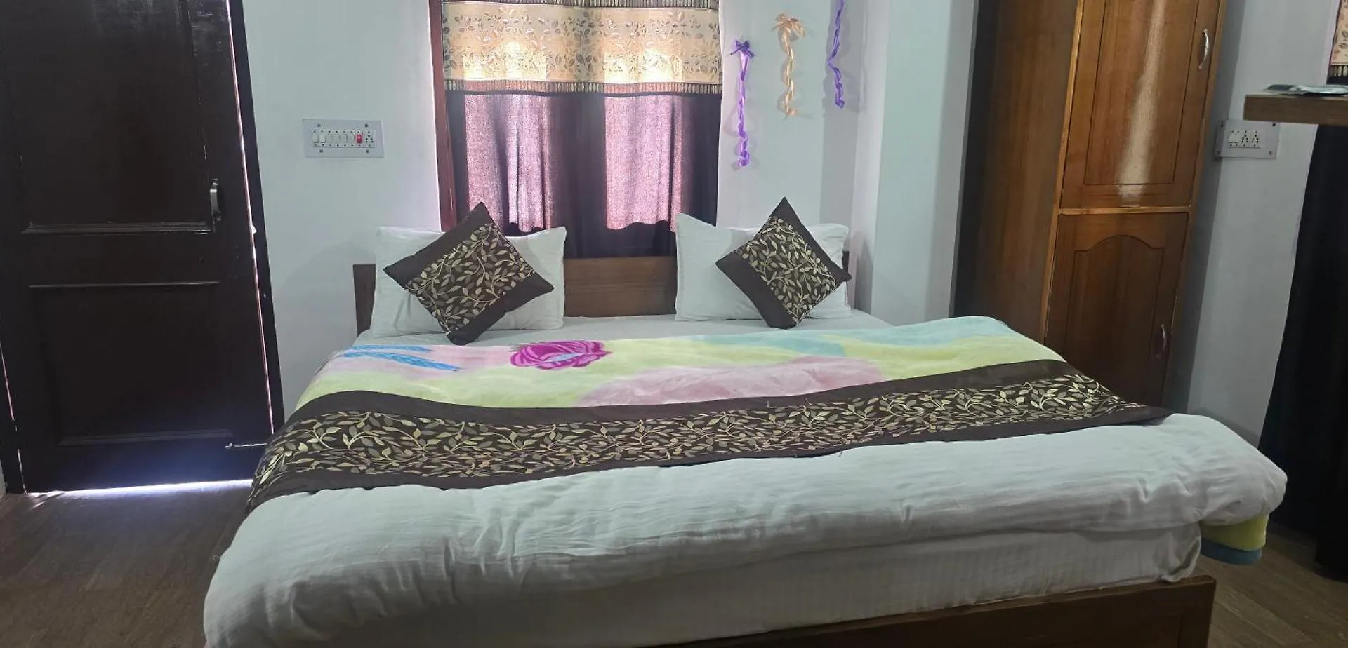 שימלה Shivani Home Stay 0*,  הודו