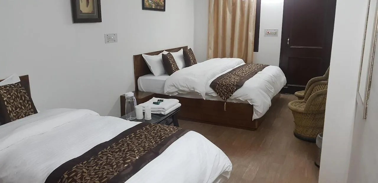 שימלה Shivani Home Stay 0*,  הודו
